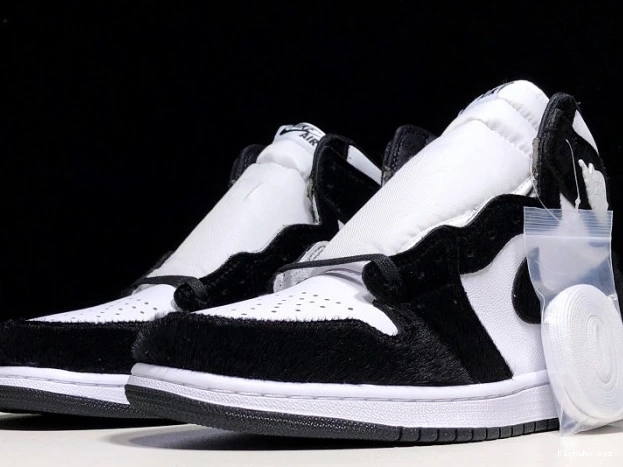 Jordan CD0461-007 OG Retro Panda High 1 Air 0525